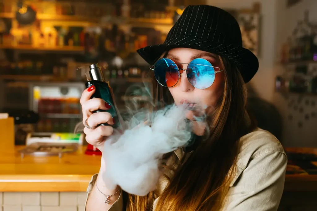 hipster vaping 電子煙對青少年的影響有哪些？